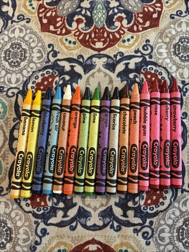 Lot vintage crayola - of,